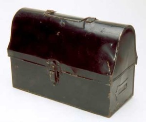 Worker’s lunch box, by Thermos L.L.C., 1920s. 