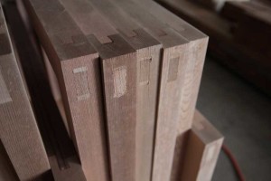 Double-hung window mortise and tenon edge.