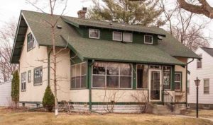 Mark and Barbara Holm’s bungalow, which was on the 2015 Bungalow Club home tour.